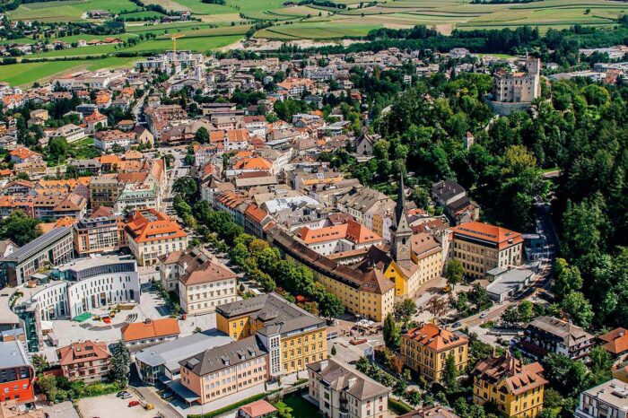 Bruneck Pustertal Altstadt Südtirol Ripa historisches Zentrum Luftaufnahme