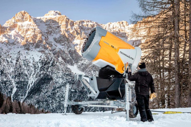 TechnoAlpin TR10 Schneekanone Wartung Sexten Dreizinnen Rotwand Winter Südtirol