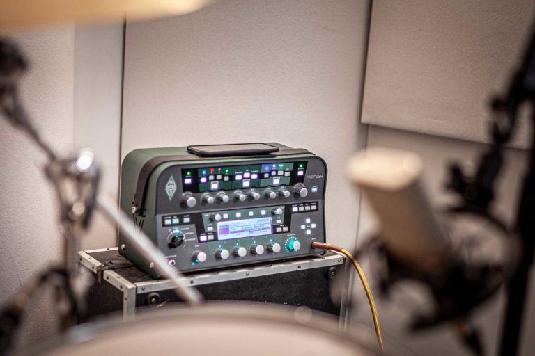 Tonstube Audio Production Tonstudio Recording Filmmusik Sounddesign professionelles Equipment Kemper Profiler Oberbozen Ritten Südtirol Bozen